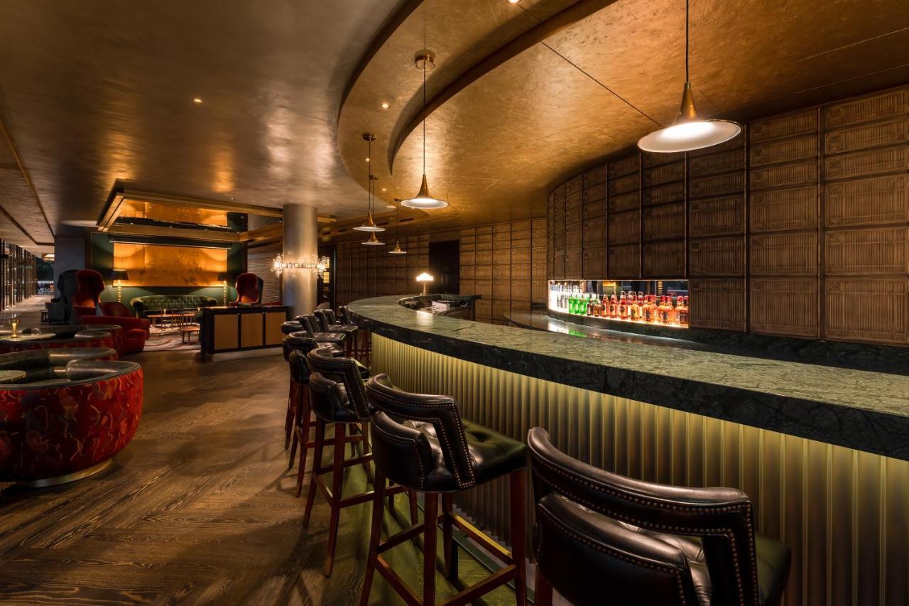 Five Zurich - Luxury City Resort Exteriör bild The bar at the Ivy